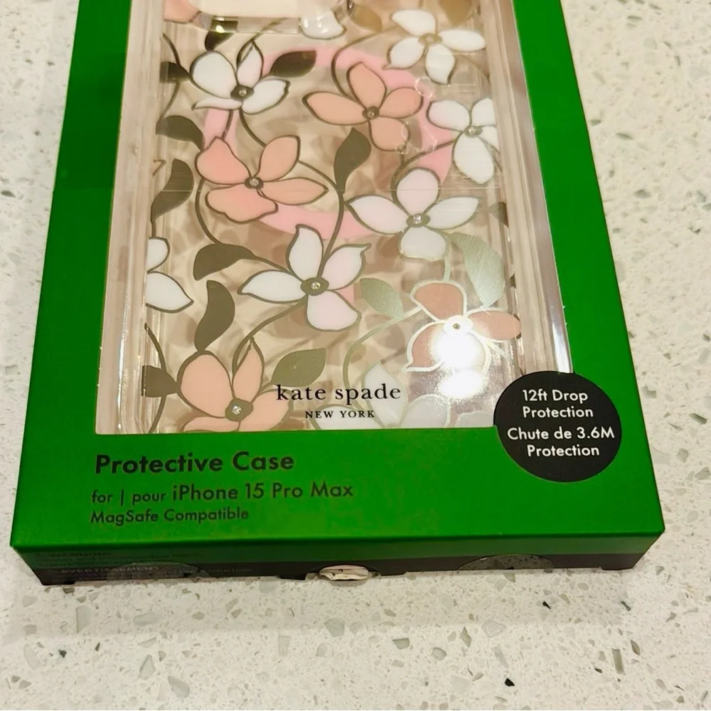 NIB 🌸Kate Spade ♠️ Pink and White Floral iPhone 15 Pro Max or 15/14/13 size Case